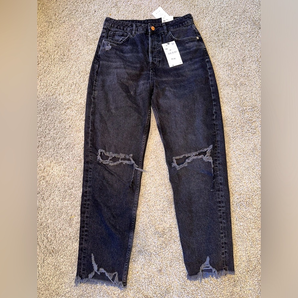 Zara Mom Fit Jeans size 6 NWT